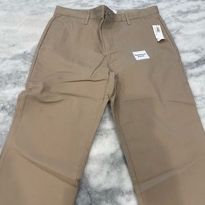 NWT Old Navy Built-In Flex Khaki Tan Chino Pants Boys 16 Skinny Uniform
